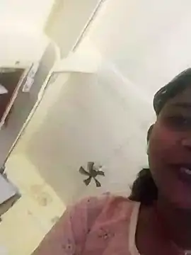 Snapshot of Cuty_nensi chatting on March 2026 10:08:01 AM Cuty nensi online show from March 2026 10:08:01 AM