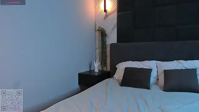 Michelle Murray online show from December 2025 11:43:01 PM