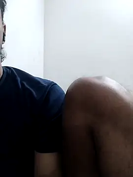 Snapshot of Ilhaamgrey chatting on October 2025 07:46:02 PM Ilhaamgrey online show from October 2025 07:46:02 PM