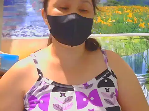 Kimkhaepretty online show from November 2025 01:39:01 PM