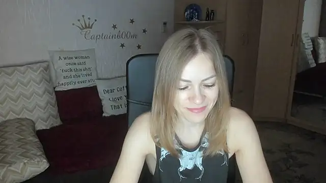 Snapshot of Tiffany_Bates chatting on November 2025 03:27:01 AM Tiffany Bates online show from November 2025 03:27:01 AM