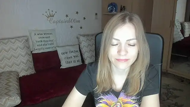 Snapshot of Tiffany_Bates chatting on November 2025 04:11:02 AM Tiffany Bates online show from November 2025 04:11:02 AM