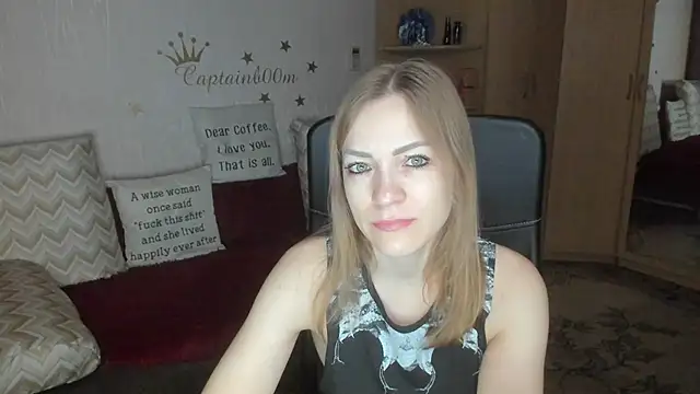 Snapshot of Tiffany_Bates chatting on November 2025 03:23:02 AM Tiffany Bates online show from November 2025 03:23:02 AM