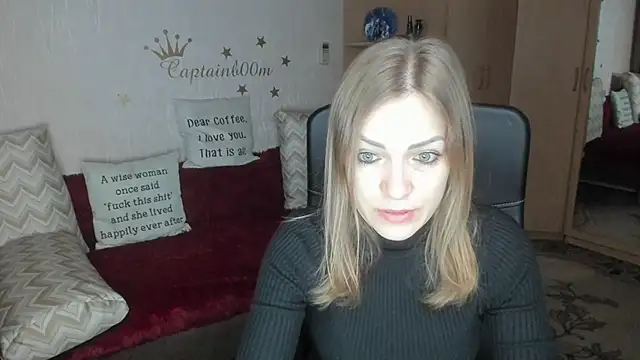 Snapshot of Tiffany_Bates chatting on November 2025 03:17:02 AM Tiffany Bates online show from November 2025 03:17:02 AM