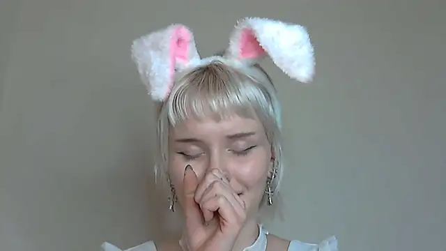 Paradoxy  online show from October 2025 07:16:01 PM