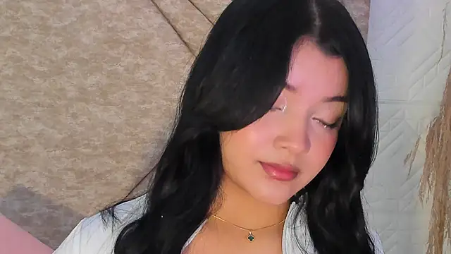 EmmaBlossom online show from January 2026 12:29:02 PM