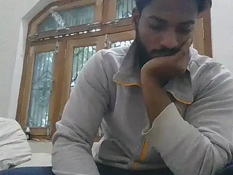 Snapshot of Raw12499 chatting on November 2025 04:04:01 AM Raw12499 online show from November 2025 04:04:01 AM