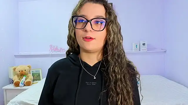 katiaa lovv online show from October 2025 11:41:02 AM