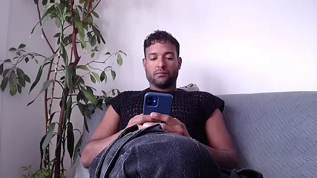 Snapshot of Orlando_horny chatting on September 2025 03:17:02 PM Orlando horny online show from September 2025 03:17:02 PM