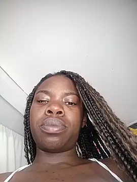 Snapshot of Nahomyyy chatting on November 2025 12:05:02 PM Nahomyyy online show from November 2025 12:05:02 PM