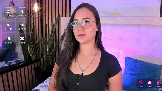 Honey noir online show from November 2025 08:30:01 PM