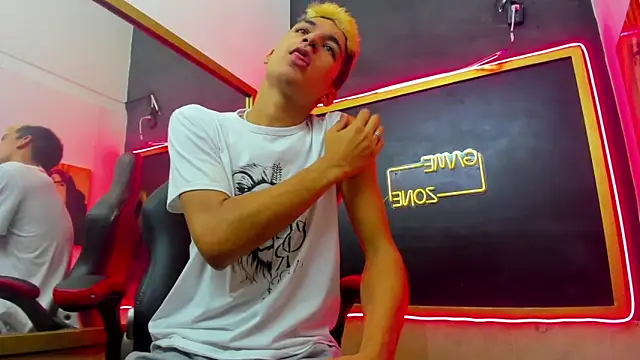 Stiben boy online show from September 2025 07:30:01 PM