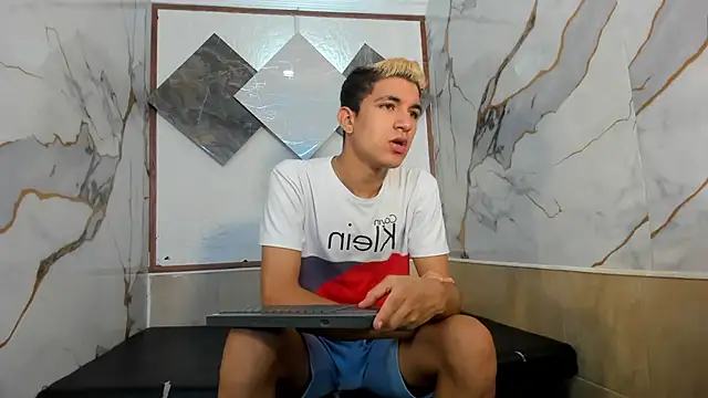 Stiben boy online show from October 2025 06:51:01 PM