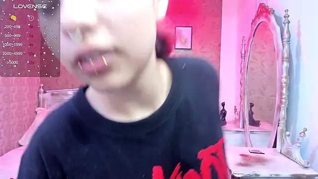 Megane whitte online show from December 2025 07:10:02 PM