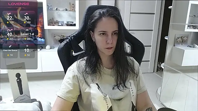 Irwi Tomboy online show from October 2025 08:54:02 PM