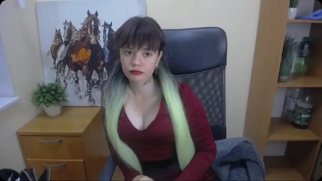 Snapshot of Dream_Caster_ chatting on October 2025 12:47:01 PM Dream Caster online show from October 2025 12:47:01 PM