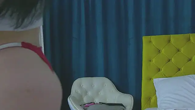 Snapshot of RubyHills chatting on February 2026 05:15:01 AM RubyHills online show from February 2026 05:15:01 AM