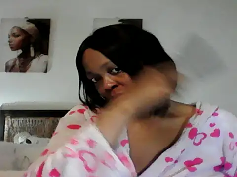 Blacksashaxx online show from November 2025 05:41:01 AM