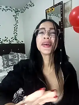 YaraDuartee online show from February 2026 01:23:01 AM