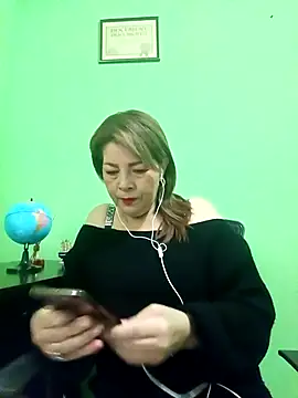 VANESSA  01 online show from October 2025 12:19:01 PM