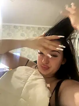 Snapshot of LoveMiQueen1 chatting on October 2025 07:13:01 PM LoveMiQueen1 online show from October 2025 07:13:01 PM