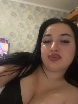 Snapshot of LoveMiQueen1 chatting on October 2025 07:14:02 PM LoveMiQueen1 online show from October 2025 07:14:02 PM