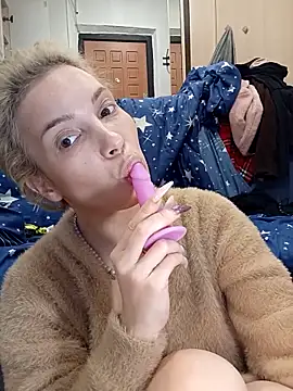 Conny Shellie online show from November 2025 11:59:01 PM