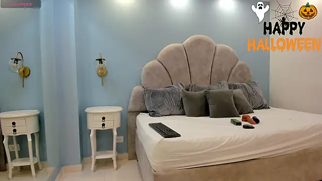 sofi laane online show from October 2025 07:36:02 PM