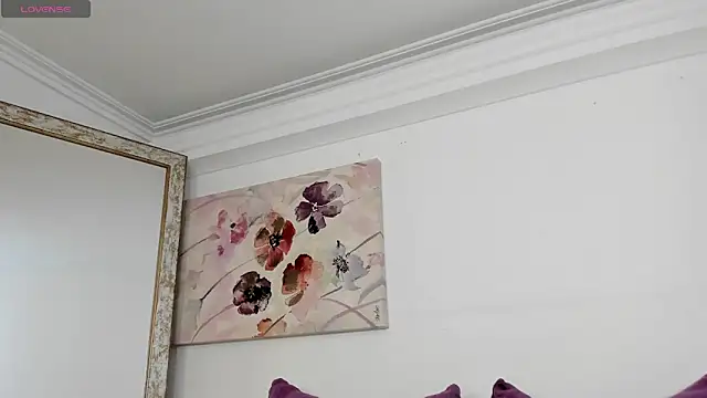 sofi laane online show from November 2025 01:22:01 PM