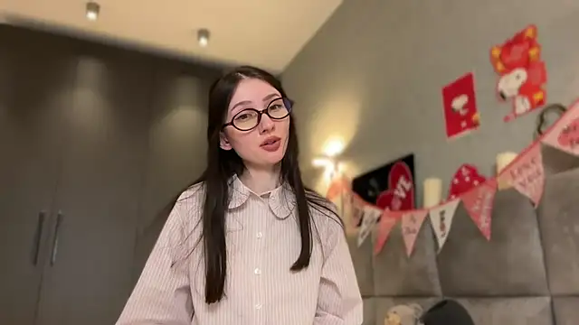 AnaMoonlight online show from February 2026 04:58:02 PM