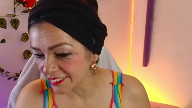 Carol Miss2 online show from February 2026 11:14:01 AM