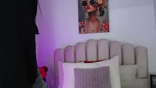 isa bigassx online show from October 2025 04:57:02 AM