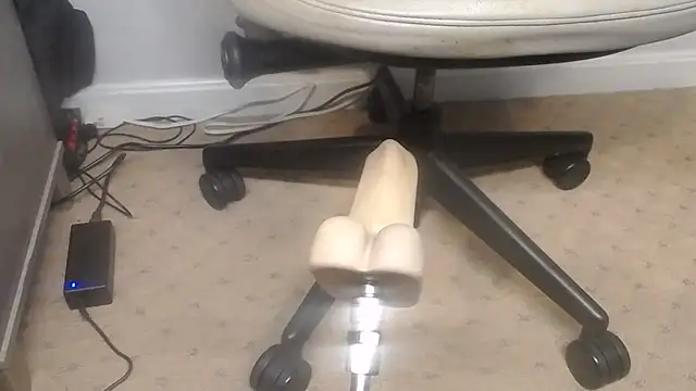 Snapshot of sackstor chatting on January 2025 03:53:02 PM sackstor online show from January 2025 03:53:02 PM