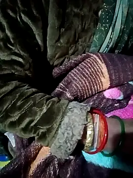 Lona2525 online show from December 2025 06:37:02 PM