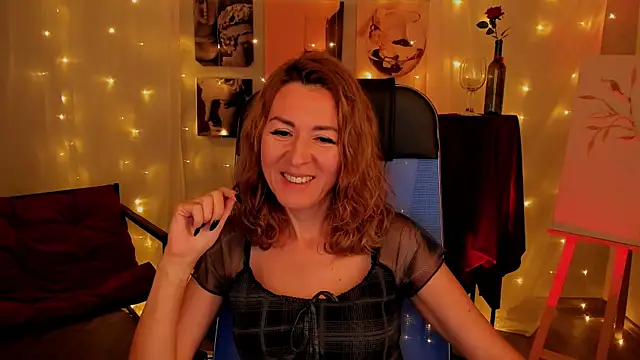 DonnaSmitth online show from October 2025 03:27:01 PM