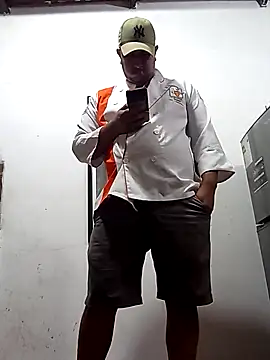 Snapshot of Tequilamaster chatting on November 2025 03:00:01 PM Tequilamaster online show from November 2025 03:00:01 PM