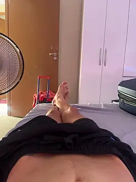 MCLZK online show from November 2025 07:07:02 PM