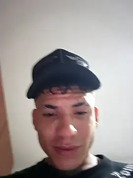 Snapshot of danni_scoot chatting on October 2025 12:36:02 PM danni scoot online show from October 2025 12:36:02 PM