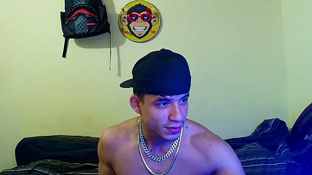 Snapshot of danni_scoot chatting on March 2026 06:28:02 AM danni scoot online show from March 2026 06:28:02 AM