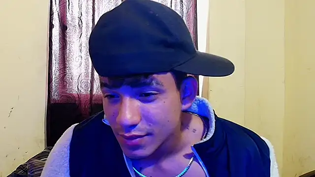 Snapshot of danni_scoot chatting on June 2026 06:24:02 PM danni scoot online show from June 2026 06:24:02 PM