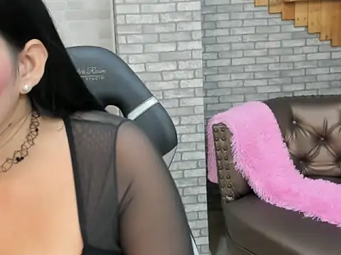 Alisonn Doll online show from October 2025 01:12:02 PM