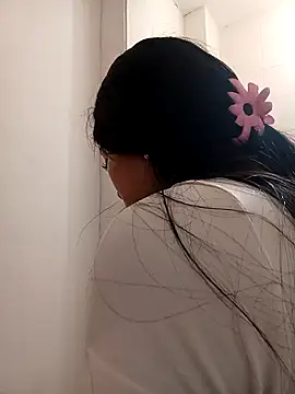 Amelia Rivas online show from October 2025 03:42:01 PM