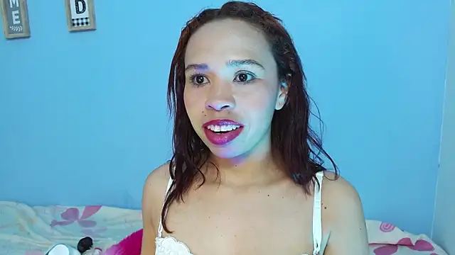 luna hawks online show from November 2025 05:31:01 AM