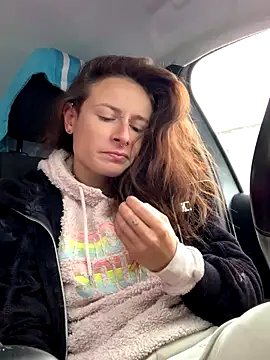 GoldenPussy1329 online show from October 2025 09:13:01 AM