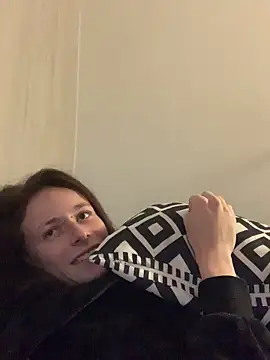 GoldenPussy1329 online show from November 2025 09:08:01 PM