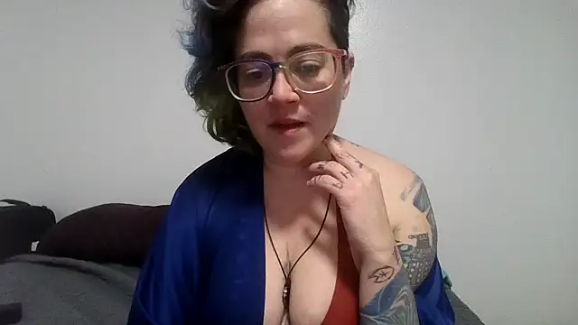 daniak90 online show from October 2025 05:07:01 AM