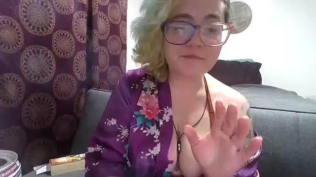 daniak90 online show from October 2025 04:49:02 AM