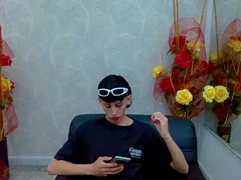 Snapshot of thaigo_twink38 chatting on October 2025 03:26:02 AM thaigo twink38 online show from October 2025 03:26:02 AM