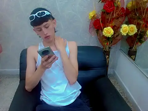 Snapshot of thaigo_twink38 chatting on October 2025 03:04:02 AM thaigo twink38 online show from October 2025 03:04:02 AM