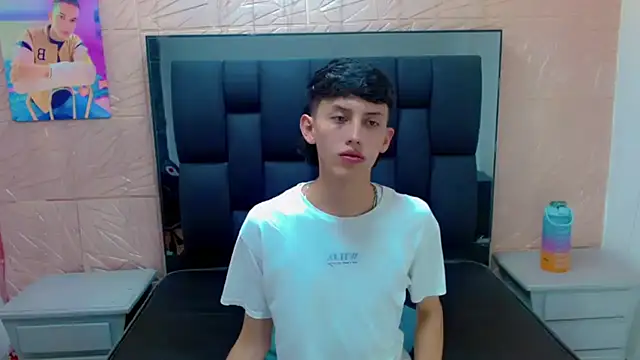 Snapshot of thaigo_twink38 chatting on November 2025 03:27:01 AM thaigo twink38 online show from November 2025 03:27:01 AM